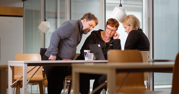 Rekrytoijamme vinkit ensimmäisen IT-alan työpaikan hakemiseen
